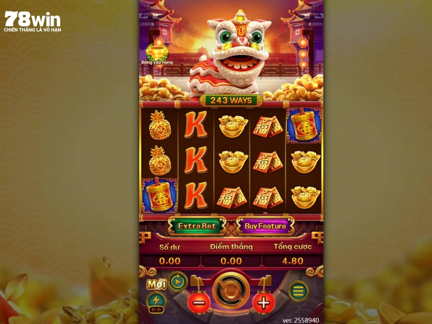 Giao diện chính của game với nhiều tính năng hữu ích khi chơi
